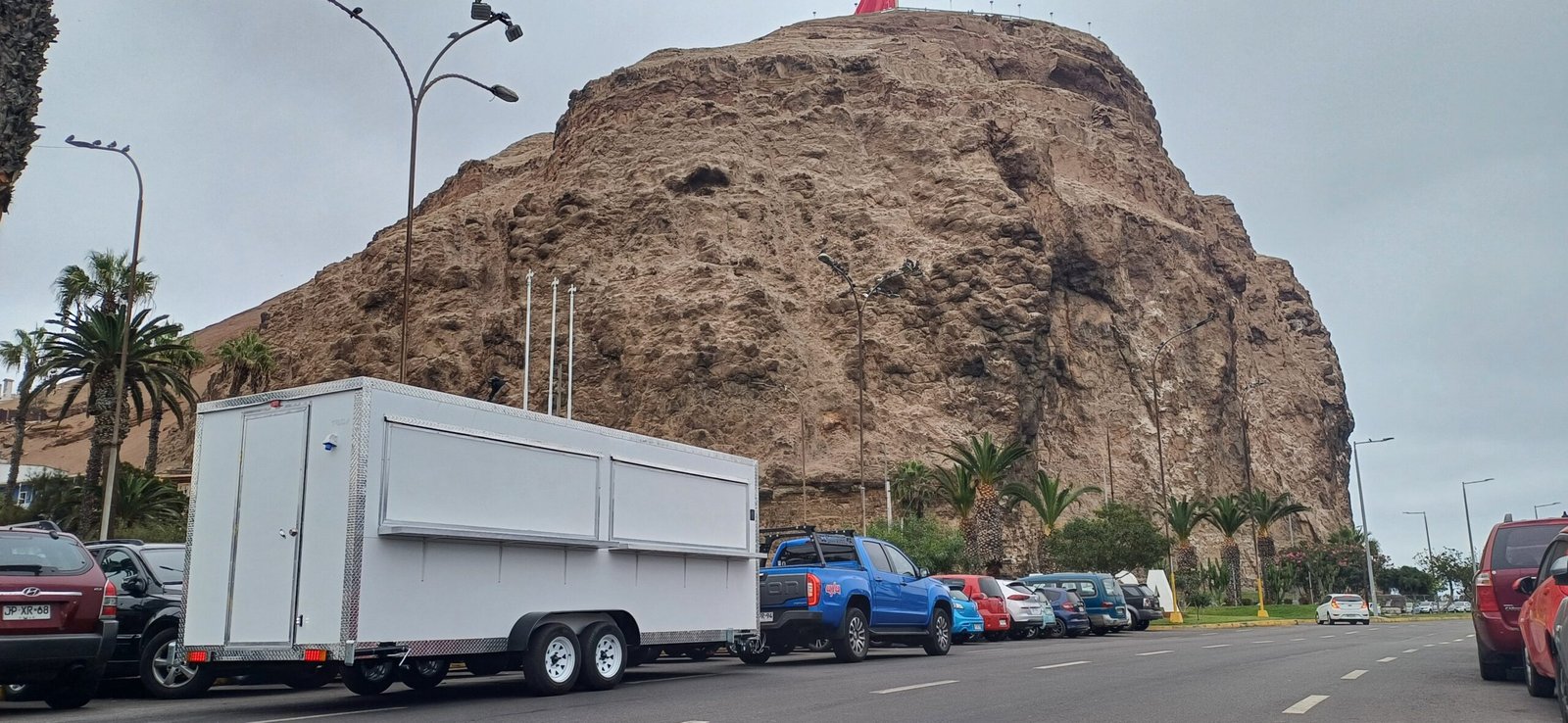 Food truck 2x5 metros, entregado en Arica